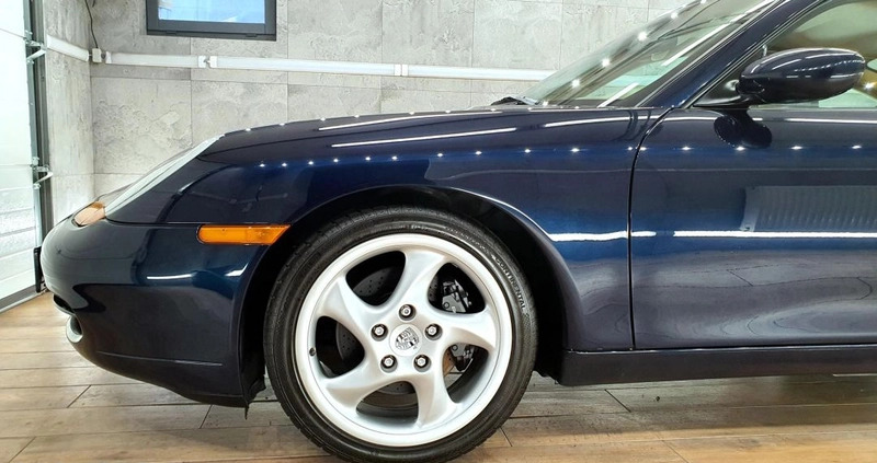 Porsche 911 cena 117900 przebieg: 219000, rok produkcji 1998 z Elbląg małe 326